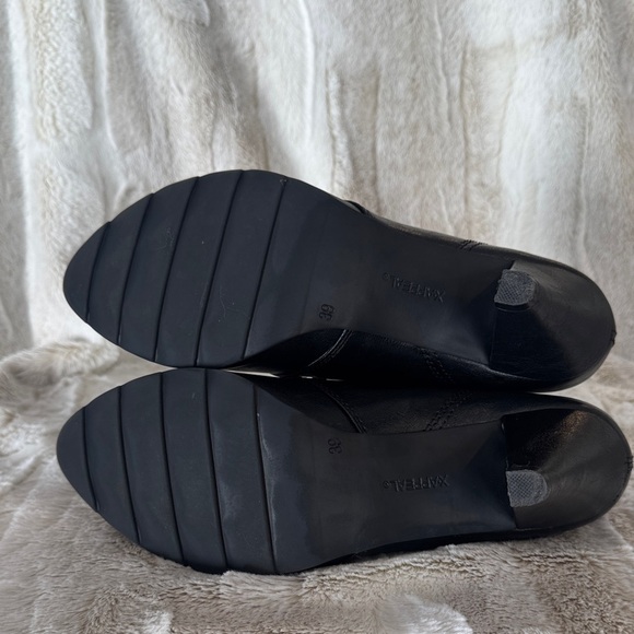 X-Appeal Black Leather Lace-Up Heels - Picture 6 of 7